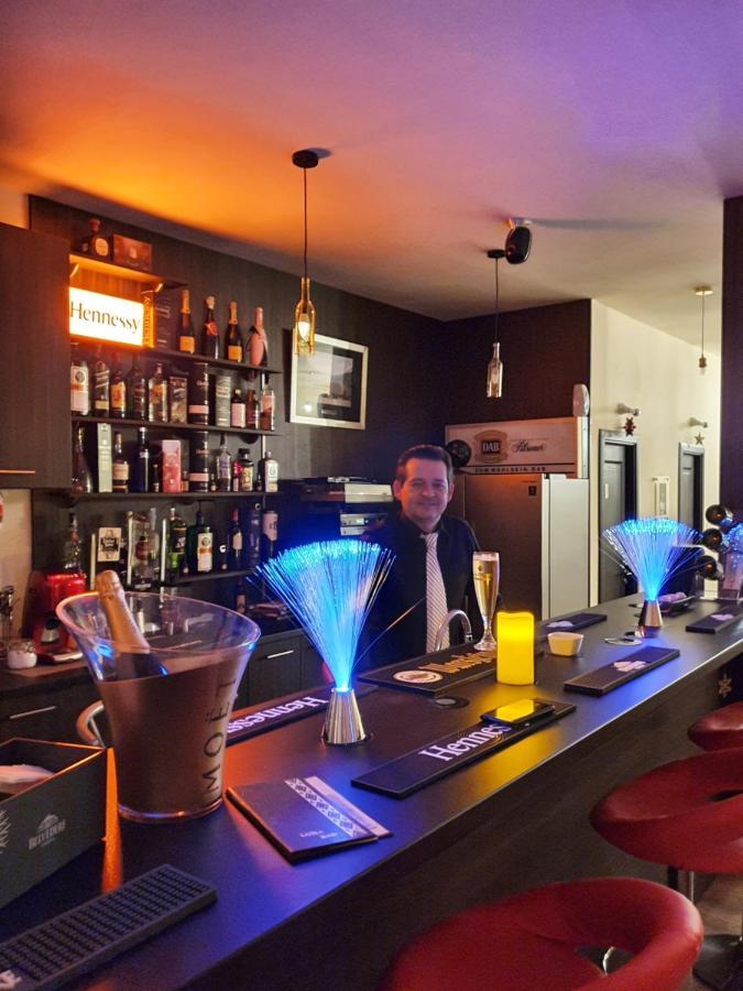 Forest Inn Izvorani Eksteriør bilde