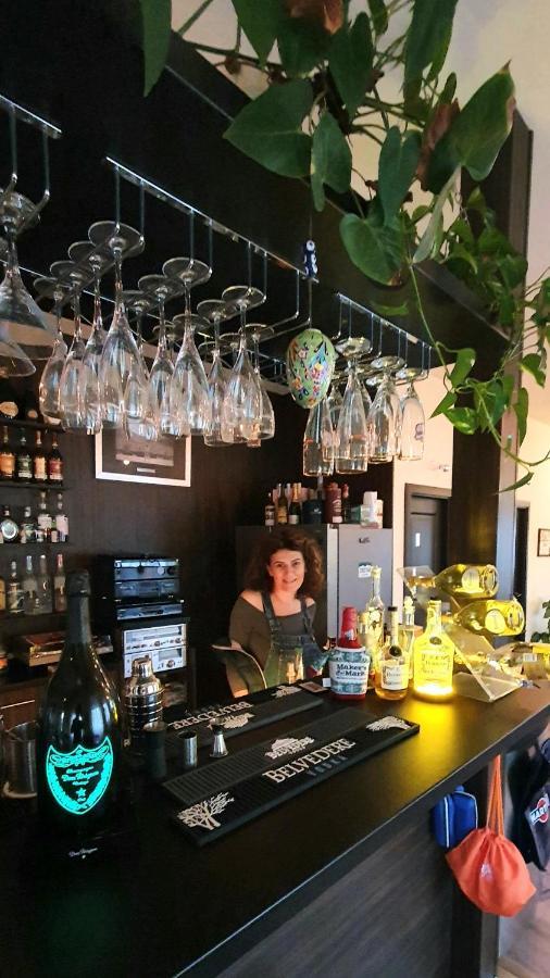 Forest Inn Izvorani Eksteriør bilde
